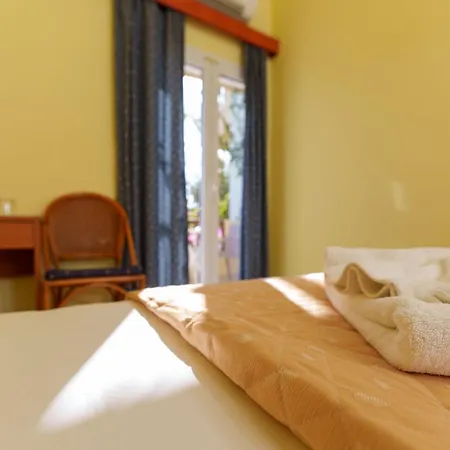 Dedalos Hotel Sfáka